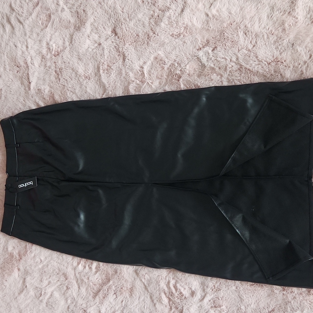 Boohoo Sleek Black Pencil Skirt - Picture 4 of 5